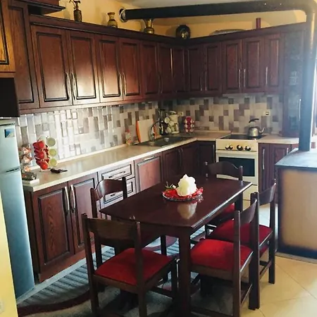 Ninas Apartament * Pogradec